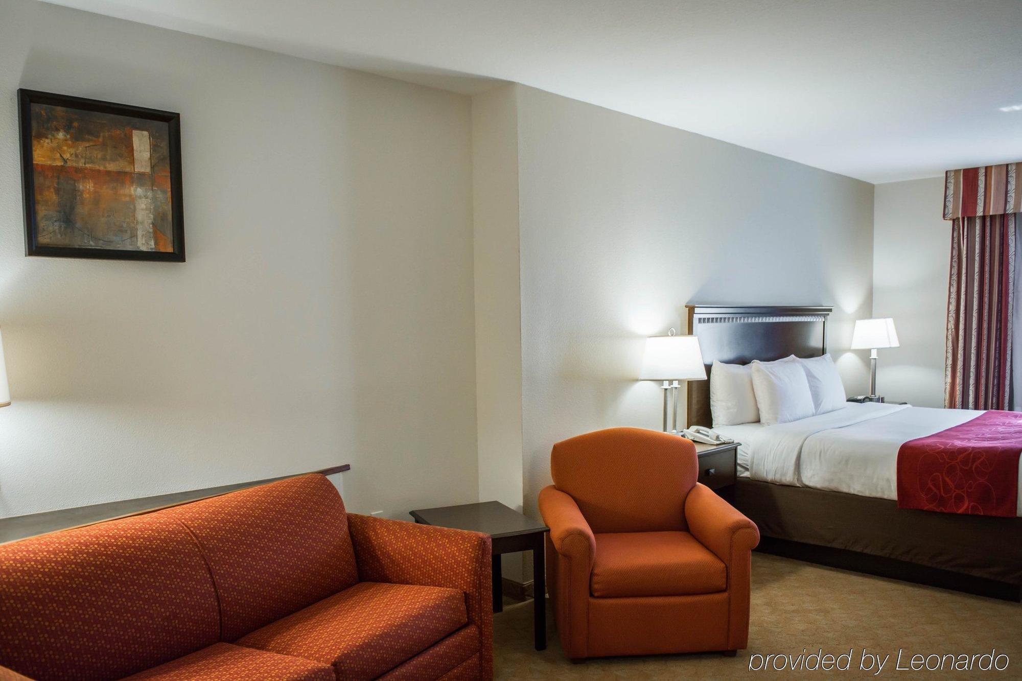 Comfort Suites Tampa Airport North West Chase Exterior foto