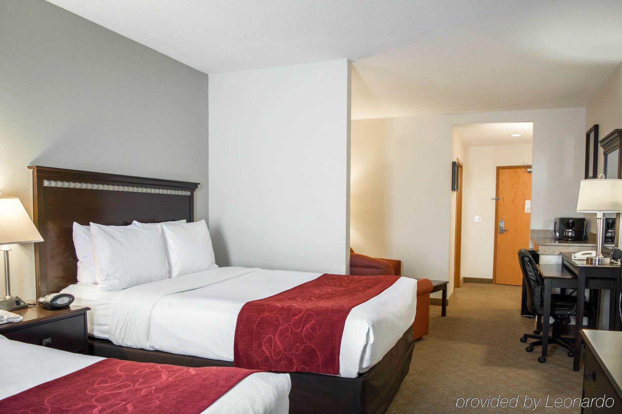 Comfort Suites Tampa Airport North West Chase Exterior foto